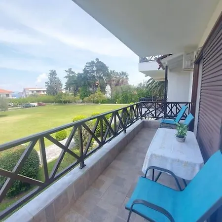 Lalas In Полихроно