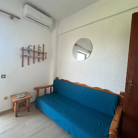 Lalas In Appartement Polychrono